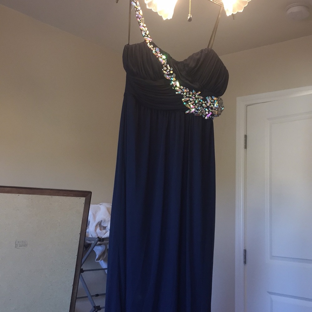 Navy dress. Never been worn !